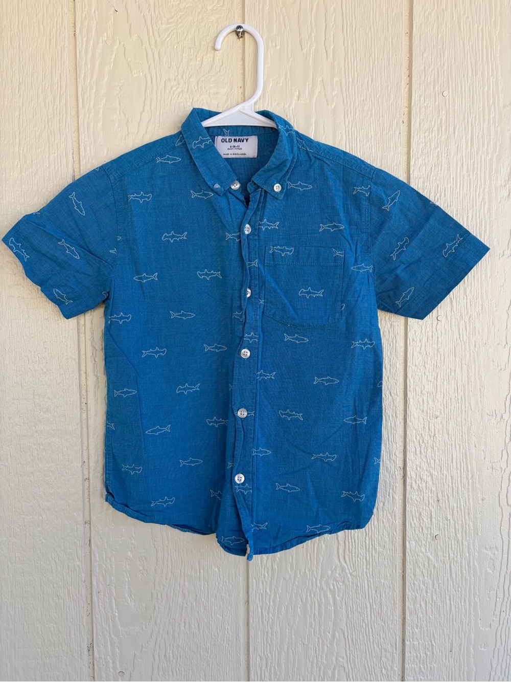 Old Navy Blue Short-Sleeve Button-Up Shirt Boy’s Size 6/7